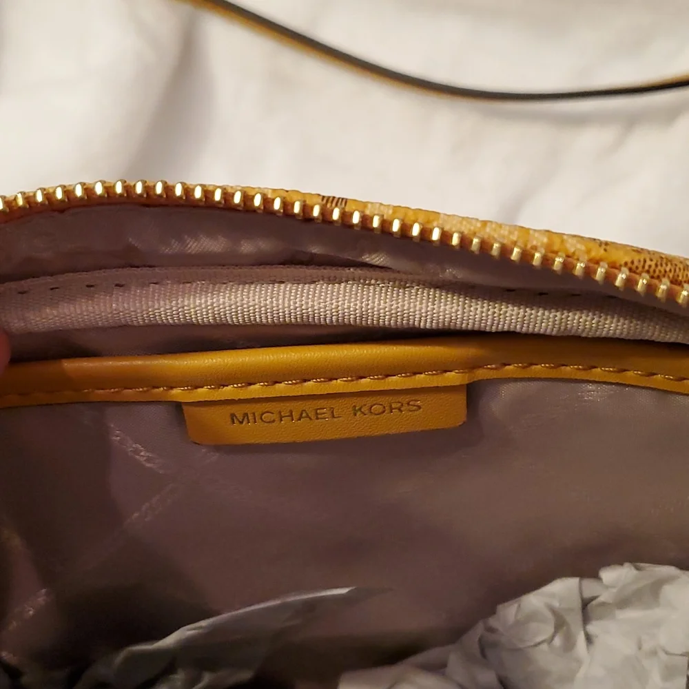 SOLD 🌟 NEW 🌟 Michael Kors Lg Jet Set Crossbody Bag - Picture 7 of 9
